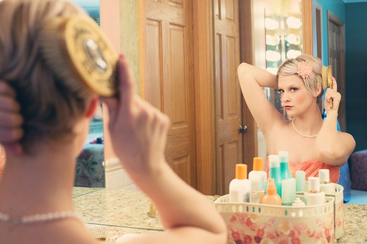 Pomaluj mnie – lustra do makijażu makeup mirror
